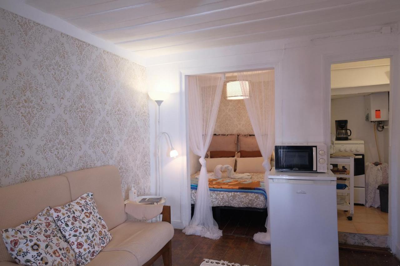 Beco Das Canas Apartment Lisbon Bagian luar foto