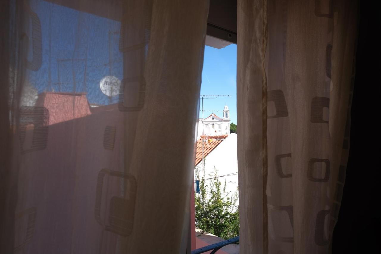 Beco Das Canas Apartment Lisbon Bagian luar foto